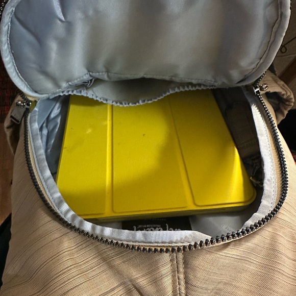 Lug Hatchback Infinity Collection Classic Tan Backpack - Picture 16 of 16